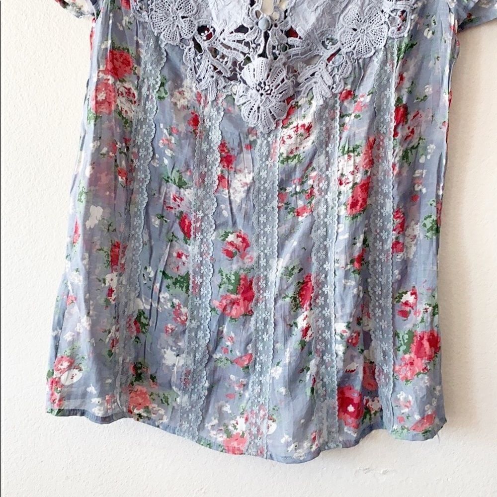 Blue Velvet Vintage Floral Lace Top - Picture 4 of 8